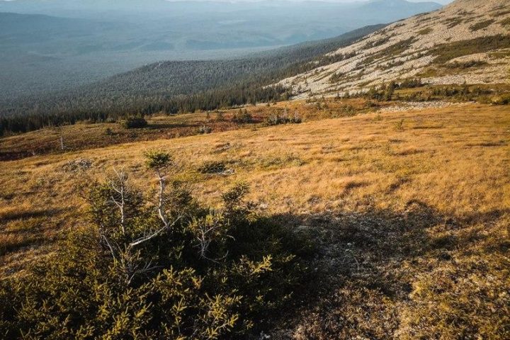 Тур по горной части Южного Урала с посещением самых красивых природных объектов Иремель, Тургояк, Айские притесы. Туры из Уфы от туроператора 2026 г., фото 2